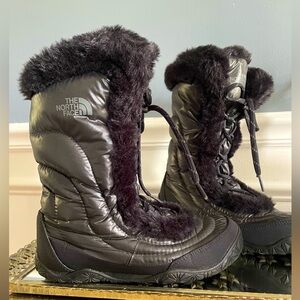 The North Face- Nuptse Water Resistant Winter Boot- Size 6